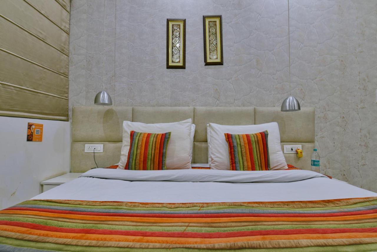 Hotel Fortune Inn By F9 Hotels Нойда Экстерьер фото