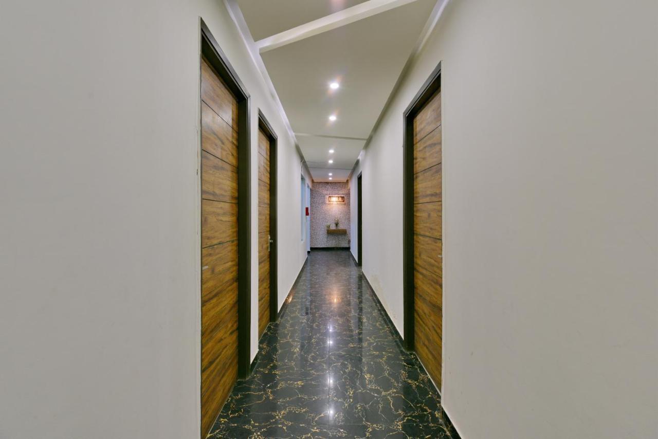 Hotel Fortune Inn By F9 Hotels Нойда Экстерьер фото